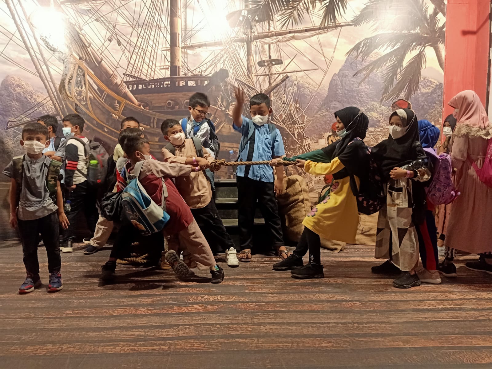 INTEGRASI TEKNOLOGI MELALUI VIRTUAL MUSEUM & INTERACTIVE EXPERIENCE